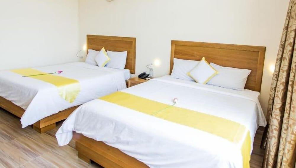 Hoang Yen Hotel 2 Куїнон Екстер'єр фото