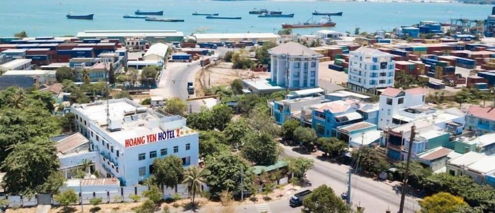Hoang Yen Hotel 2 Куїнон Екстер'єр фото