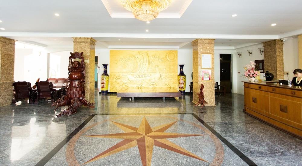 Hoang Yen Hotel 2 Куїнон Екстер'єр фото