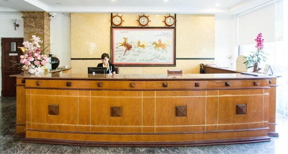 Hoang Yen Hotel 2 Куїнон Екстер'єр фото